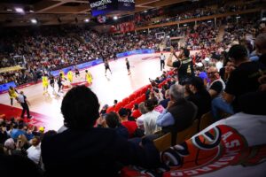 NIŠTA OD SPANULISA NA KLUPI MONAKA: Evroligaš slavio, pomoćnik Obradovića morao da vodi meč!