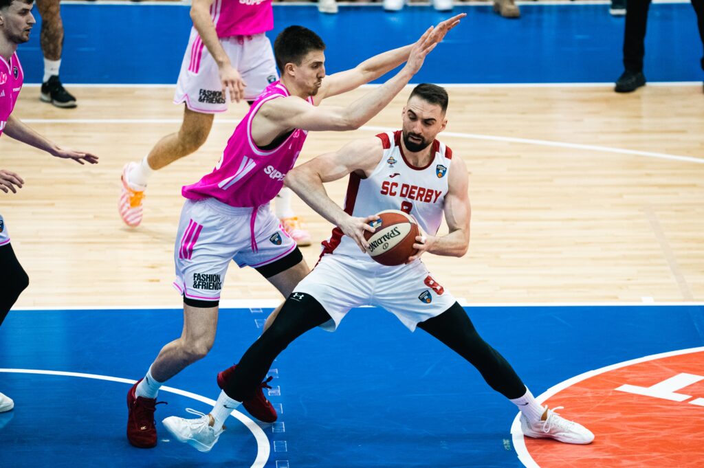 STUDENTSKI CENTAR RUTINIRAN OD STRANE MEGE: Nova sjajna partija Markovića dovoljna za trijumf!