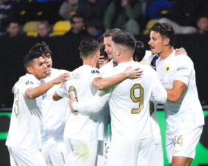 NIKOLIĆ MOŽE DA BUDE I VIŠE NEGO ZADOVOLJAN: AEK pregazio Celje – Jović asistirao, Mijatović postigao neverovatan gol!