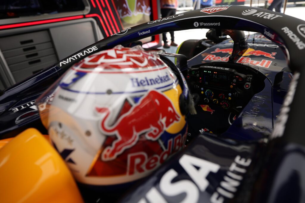 MORE PROSEKA MAKSA VERSTAPENA, BEZ SVEMIRSKOG BRODA DALEKO JE OD IKAKVE KONKURENTNOSTI: Holanđanin ove sezone pokazuje da je čudo Red Bul, a ne čovek kojem sve u karijeri za sada deluje poklonjeno!