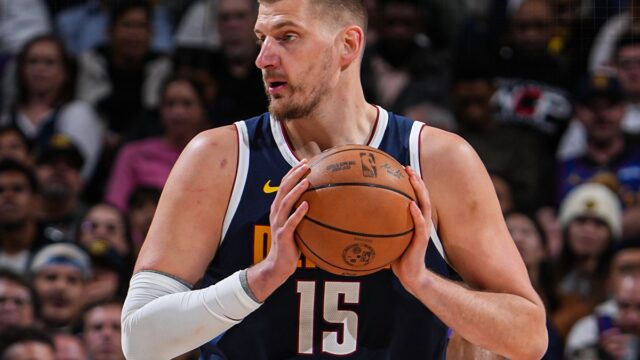 JOKIĆ REŠIO DRAMU KAD JE GORELO: Tripl-dabl, trojka sa pola terena koja je zapalila halu – Denver okrenuo nemoguće!