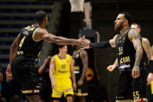 „NISTE BILI U PLEJ-OFU 10 GODINA“: As Monaka surovo odbio mogućnost prelaska u Zvezdu!