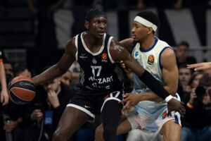 (PRODUŽECI) VELIKA BORBA U ARENI: Partizan ispustio pobedu u poslednjim sekundama – sledi produžetak!