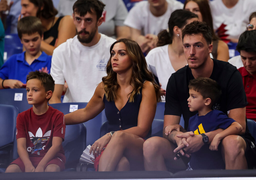 IVANA MAKSIMOVIĆ SE OGLASILA IZ DUBAIJA TOKOM RATNIH TENZIJA: „Osetila sam se kao 1999. godine!“