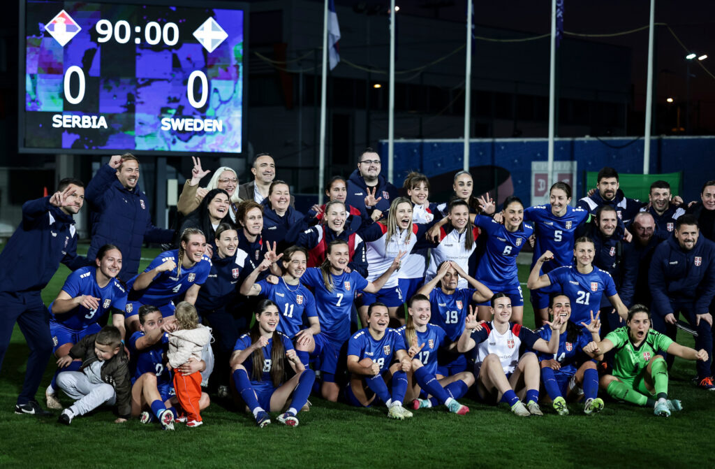 SVETSKA FUDBALSKA SILA NIJE USPELA DA POKORI SRBIJU: Reprezentativke Srbije ponosno sačuvale bod u kvalifikacijama za Svetsko prvenstvo!