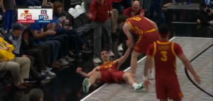 NOVI SRPSKI SUPERSTAR NA POMOLU?! Osam trojki Momčilovića u meču protiv ogromnog rivala!