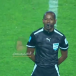 PRIĐI MU AKO SMEŠ: Svirao sporan penal, pa uradio nešto zbog čega niko na stadionu nije ni pomišljao da prigovori!