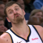 JOKIĆU PRIPALA GLAVNA ULOGA U KOMIČNOJ SCENI: Nikolina reakcija izazvala smeh na društvenim mrežama! (VIDEO)