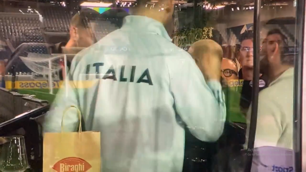 TREBA DA IH BUDE SRAMOTA: Italijani slavili pobedu Bosne – pokazali veliko nepoštovanje!