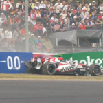 VELIKA BRZINA, JEDNA GREŠKA I JEZIV UDARAC: Mladi vozač Hasa završio trku u bolovima!