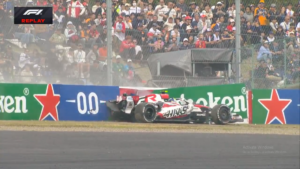 VELIKA BRZINA, JEDNA GREŠKA I JEZIV UDARAC: Mladi vozač Hasa završio trku u bolovima!