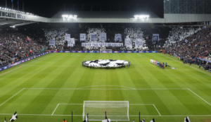 SVRAKE DOČEKUJU BARSU NA SENT DŽEJMS PARKU!