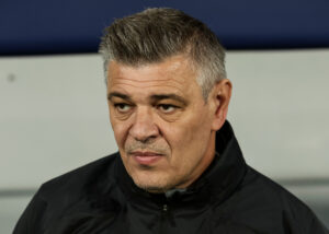 HAOS NA MEČU MILOŠEVIĆEVOG TIMA: Prekid, VAR i sukob policije i navijača na tribinama obeležili duel!