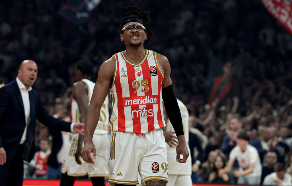 CRVENA ZVEZDA VEĆ VIĐENA U TOP 10, A FAVORITI SU I ZA DIREKTAN PLEJ-OF: Superkompjuter se ponovo oglasio, ovo su šanse crveno-belih!