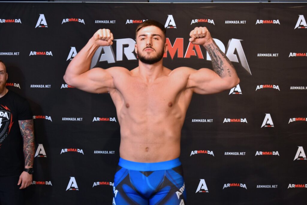 KRAJ VEĆ U PRVOJ RUNDI: Srbin „popio“ nokaut na Armadi!