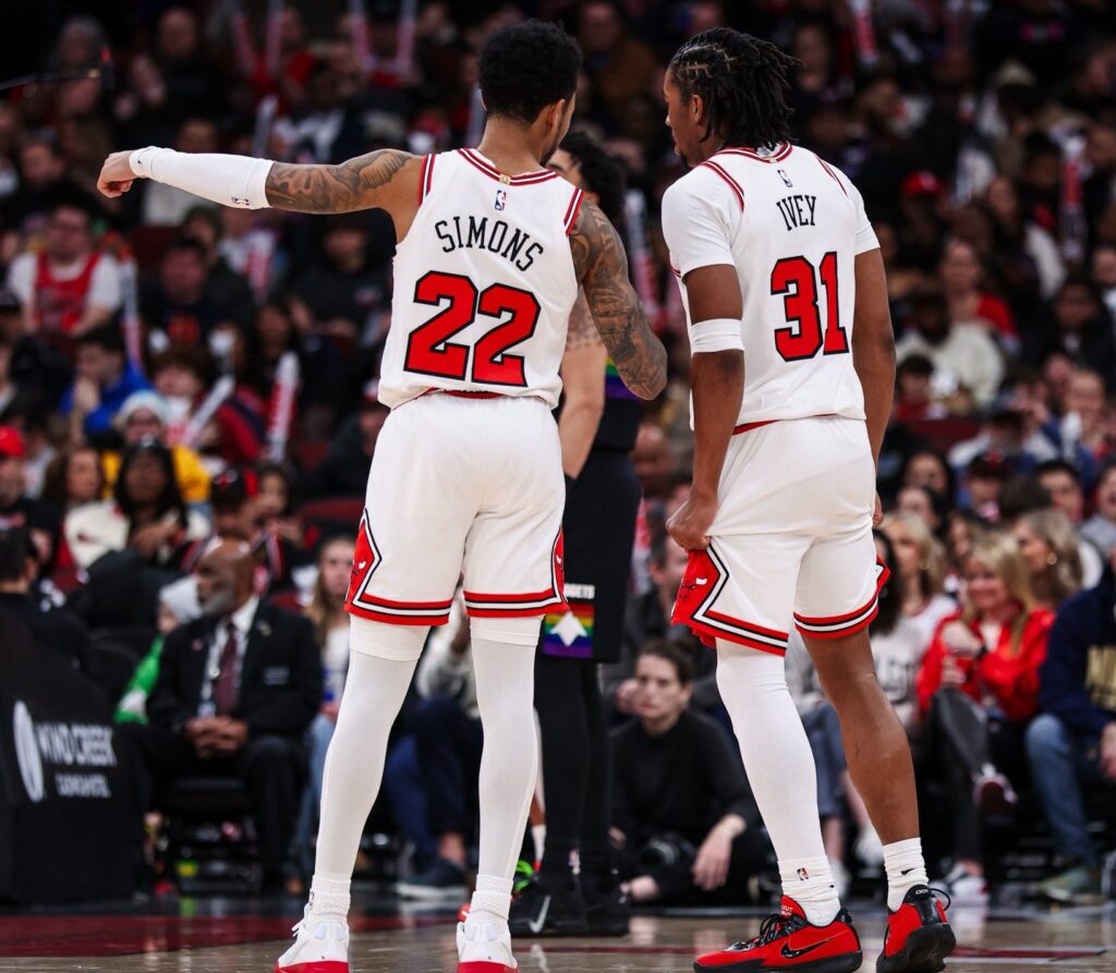 OTKAZ ZBOG STAVA O LGBTQ: Čikago Bulsi precrtali zvezdu jer je javno osudio „Mesec ponosa“!