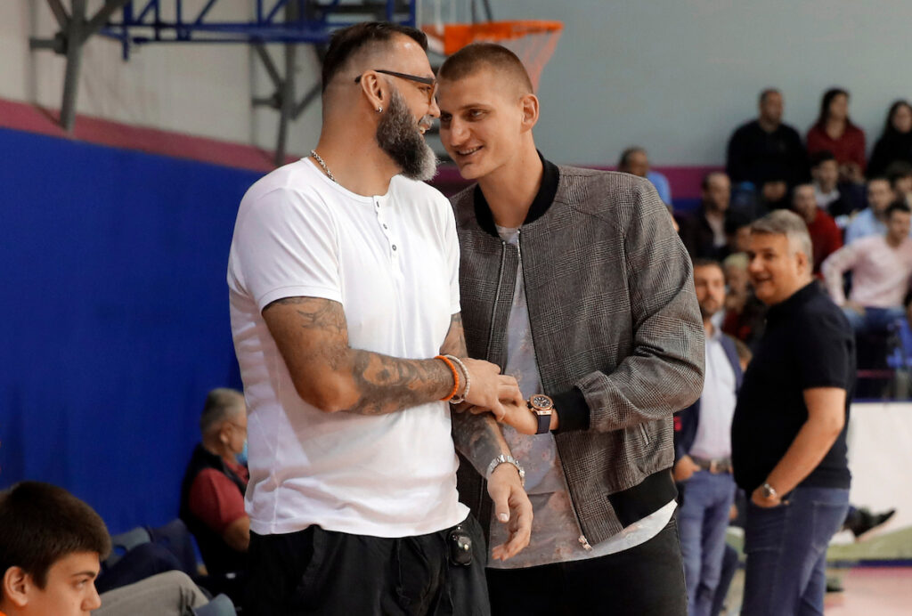 BIĆE MU DUŽAN DOK JE ŽIV: Jokić duguje Ratku Vardi 50 evra skoro 20 godina!