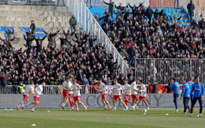 VELIČANJE BOSNE USRED SRBIJE I DINO MERLIN: Navijači Novog Pazara u delirijumu, pevaju OVU numeru!