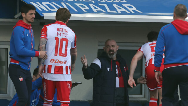 STANKOVIĆ NAPRAVIO ŠEST IZMENA: Da li se sudiji potkrala greška ili je Zvezdin trener imao pravo da to uradi?