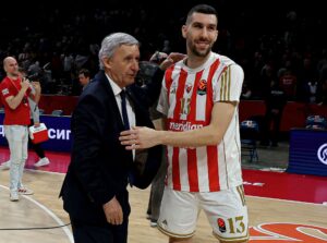 „VOLEO BIH LUČIĆA DA VIDIM OPET U REPREZENTACIJI“: Dobrić priznao gde je Zvezda podbacila, nahvalio Pešića!