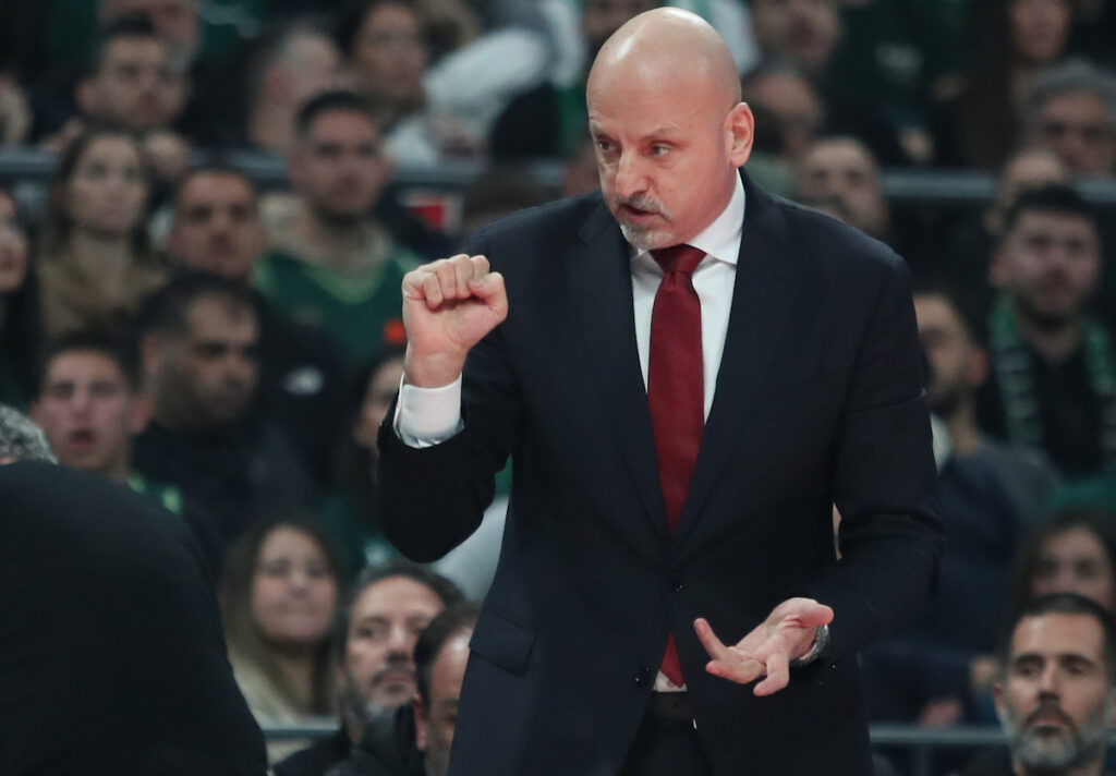 GALAMA NA KONFERENCIJI: Sašu Obradovića definitivno revoltirao poraz u Atini!