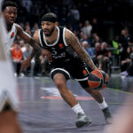 (POLUVREME) PARTIZAN UŽASNO UŠAO U MEČ, IPAK POSTOJE NEKE ŠANSE ZA PREOKRET: Gosti iz Dubaija mleli crno-bele, ali smiraj poluvremena najavio povratak!