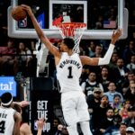 S RAZLOGOM GA ZOVU VANZEMALJAC: Vembanjama došao do najbržeg dabl-dabla u istoriji i upisao 41 poen!