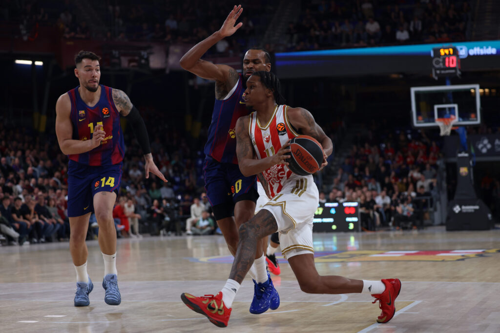 ZVEZDA OSTALA BEZ GASA: Crveno-beli dali sve što su mogli, ali Barselona je sada bliža plej-ofu!