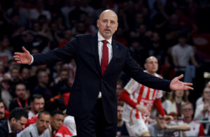 (TVITOVI) DELIJE U NEVERICI: Obradović na ozbiljnom udaru navijača!