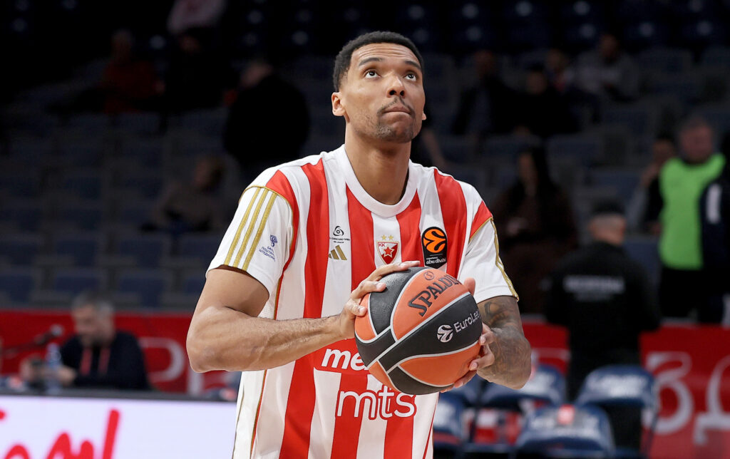 BOLOMBOJ UPOZORAVA PRED FENER: „Moramo da ih usporimo, ovakav niz pobeda ne pravi bilo ko!“