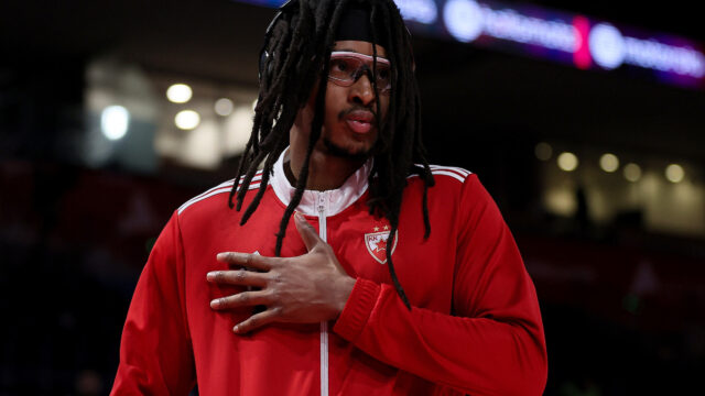 „NIKAD NISAM IGRAO U TIMU KOJI IMA OVAKAV PRITISAK“: Moneke priznao kako je igrati za Zvezdu!