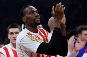 ZVEZDA OSTAJE BEZ CENTRA: Ebuka Izundu na meti evroligaškog giganta!