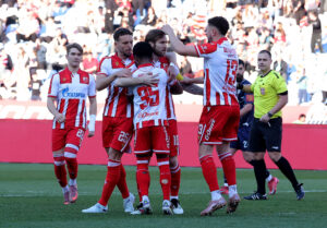 (POLUVREME) ZVEZDA SE POIGRAVA SA PROTIVNIKOM: Balević četiri puta morao da vadi loptu iz mreže Napretka!