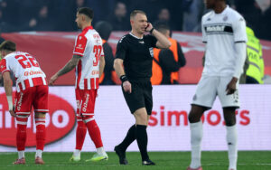 VEČITI RIVALI I SUĐENJE, DA LI JE IKO POVLAŠĆEN, ŠTA KAŽE STATISTIKA?! Partizan jedini nije dobio crveni karton, Crvena zvezda primila samo jedan gol iz penala!