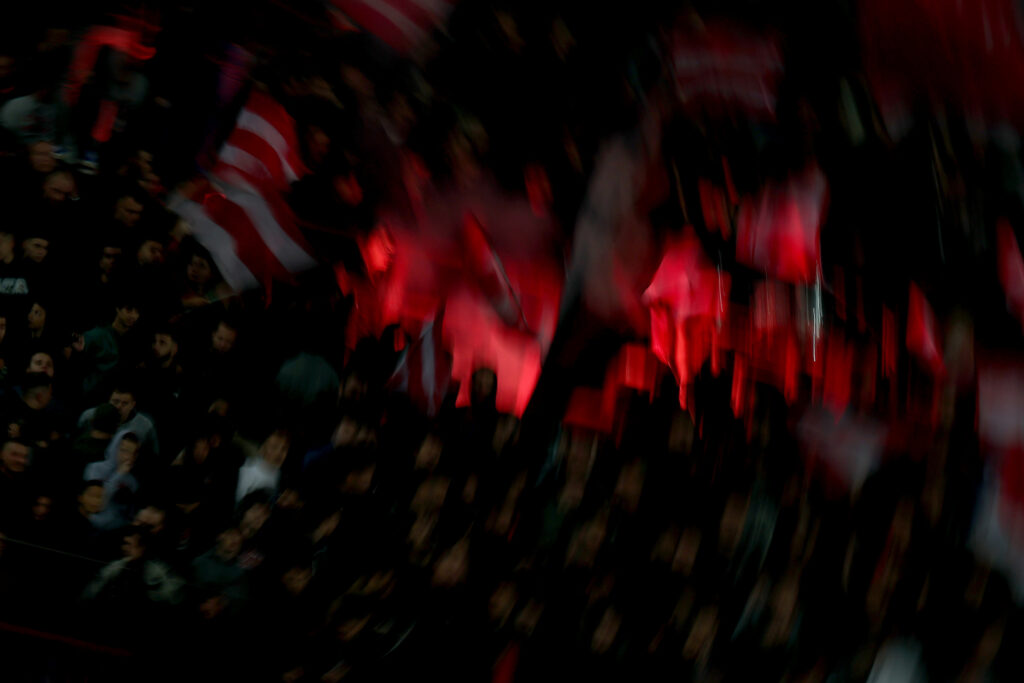 DELIJE SAČEKALE NAVIJAČE HAJDUKA NA SRED PUTA: Torcida na meti crveno-belih!