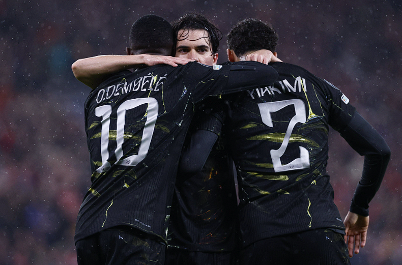 DEMEBELE OSVOJIO „ENFILD“: Liverpul napadao, PSŽ kaznio i otišao u polufinale!