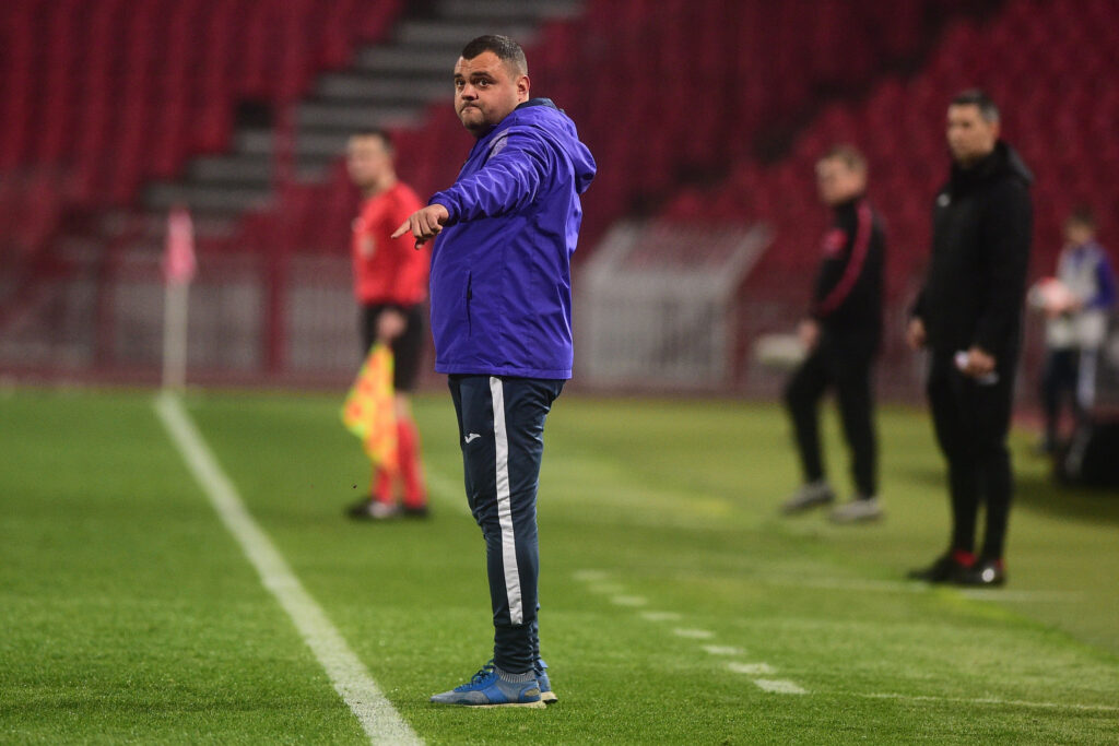 JEDAN OD LJUDI KOJI JE ZVEZDI NAPRAVIO MILIONE SADA PREUZIMA SUPERLIGAŠA: Njega vide kao apsolutnog spasitelja!