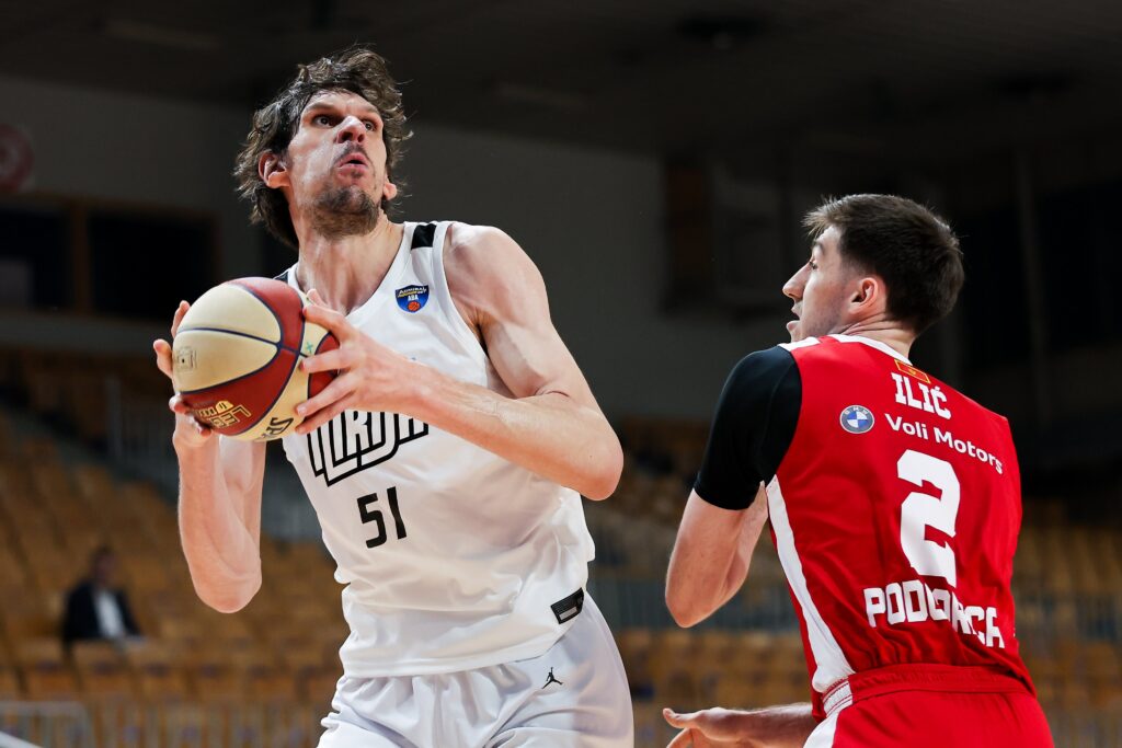 STUDENTI UHVATILI SLAMKU SPASA U POSLEDNJI ČAS: Ilirija poklekla u završnici!