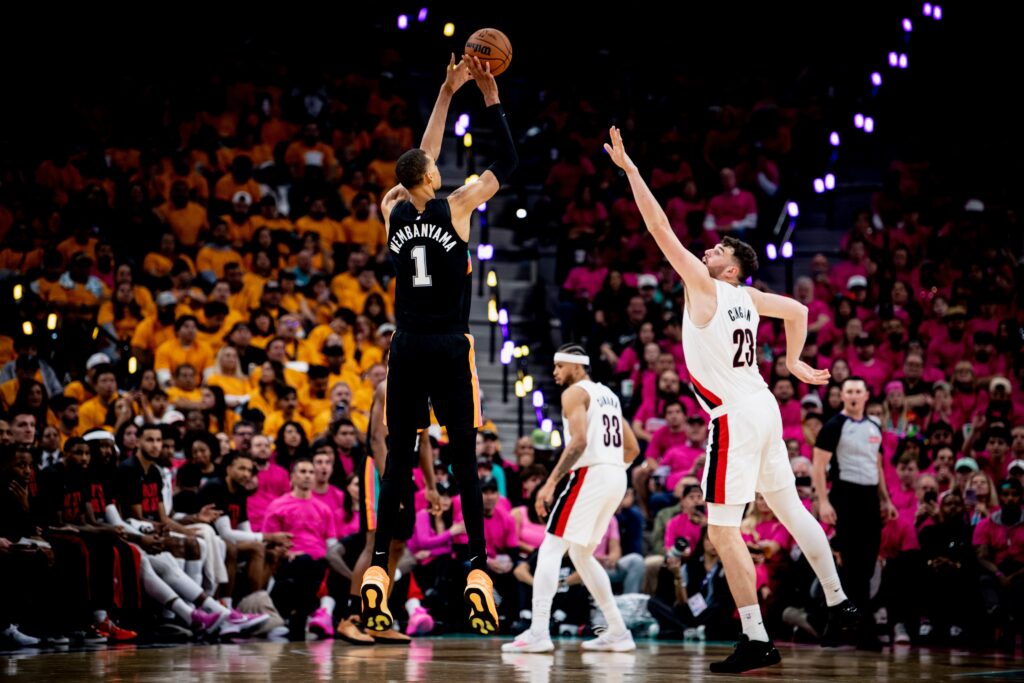 NOVA ERA KOŠARKE JE IZA UGLA: Čudovište Vembi dominira i u plej-ofu, naš Deni fenomenalan ali nedovoljno za Ejlijena!