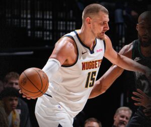 KAD VUKOVI NAMIRIŠU KRV – NEMA SPASA: Minesota razmontirala Denver, Jokić nemoćan!