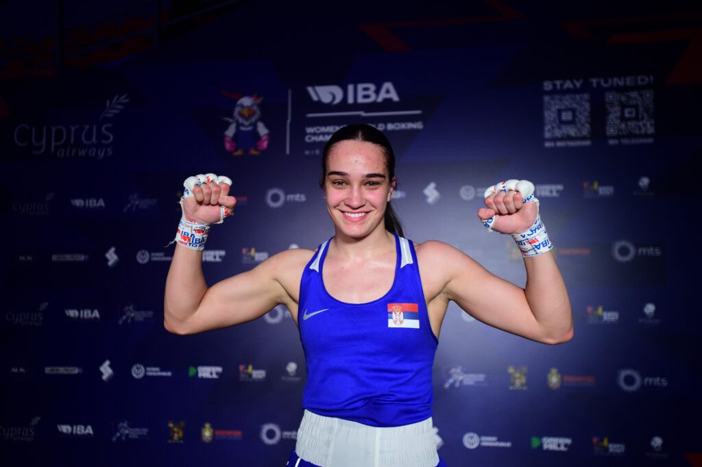 NASTAVLJA DA MELJE: Sara Ćirković u četvrtfinalu Svetskog kupa u Brazilu!