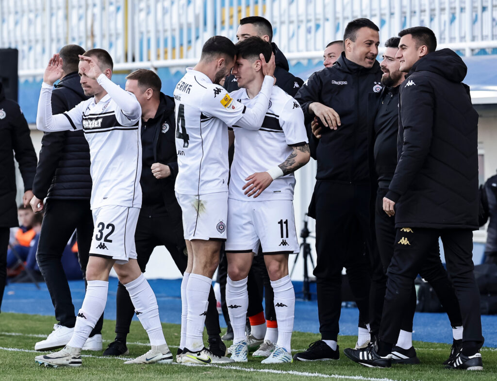 OČEKIVAN ISHOD U NOVOM PAZARU: Partizan potvrdio veliku krizu igara tima Nenada Lalatovića i upisao pobedu!