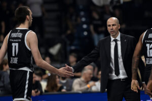 NAMA JE ABA LIGA PRAVI CILJ VEĆ DUŽE VREMENA, IGRAMO SA ZVEZDOM PA SMO SLOBODNI TRI NEDELJE, TO JE ČUDNO: Penjaroja tek treba da iskusi sve „čari“ abaligaškog plej-ofa, tek će da vidi razne situacije!