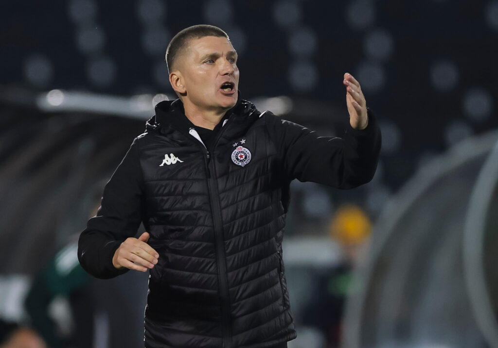 „IMAMO MI VIŠE PROBLEMA“: Blagojević frustriran zbog jedne stvari koja se ponavlja Partizanu!