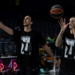 OSTOJA U ČAST DUŠKA VUJOŠEVIĆA: Ova slika govori više od 1.000 reči!