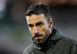 “KRAĐA VREMENA JE NACIONALNI SPORT U SRBIJI!”: Koković besan posle poraza – udario i na suđenje i na tempo!