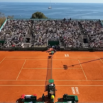 NAJBOGATIJA ZEMLJA PO GLAVI STANOVNIKA NA SVETU, A „KRADU“ PRAVA NA GARDEROBU: Umetnica se hitno oglasila i prozvala čuveni Masters turnir!