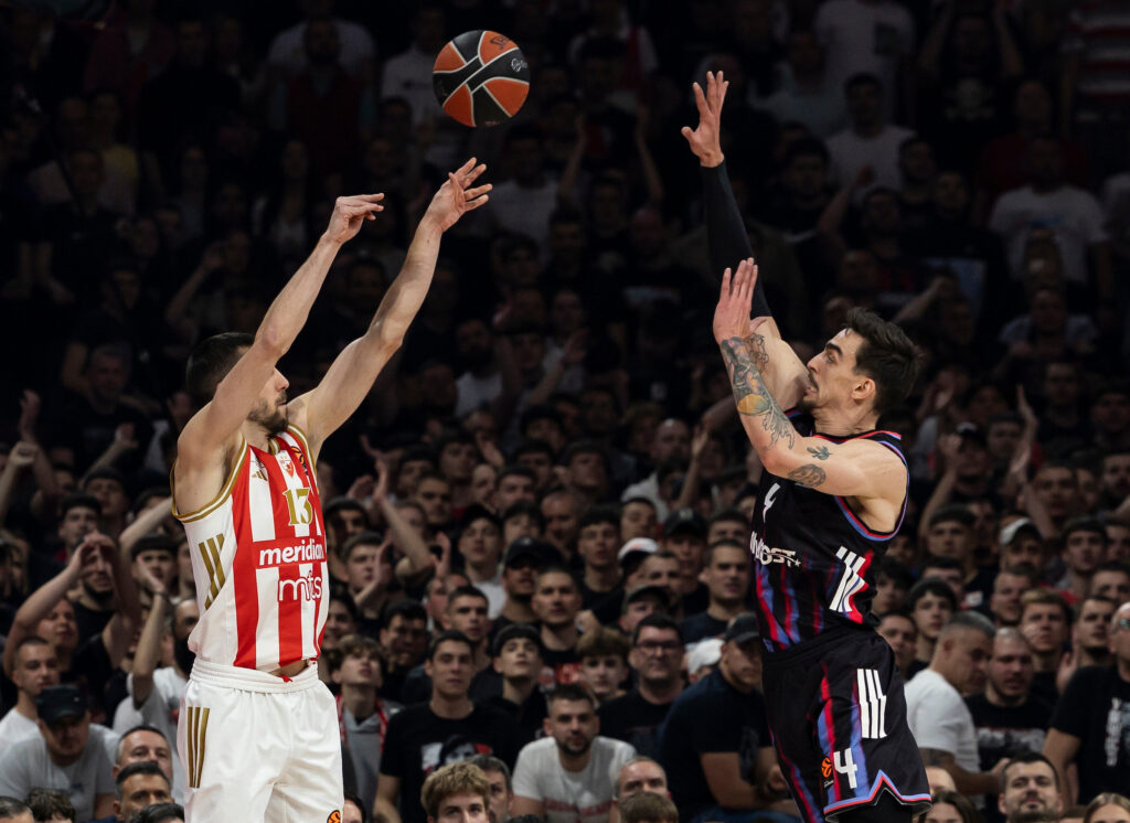 (POLUVREME) AKO JE NEKO MISLIO DA ĆE BITI LAKO, NEĆE: Zvezda priređuje mini udare, ali vodi na poluvremenu!