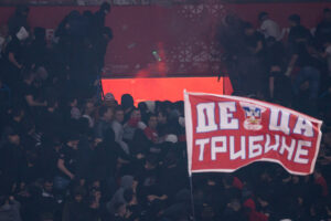 DELIJE STRAŠNOM PROZIVKOM POVEZALE GROBARE SA HRVATIMA?! Zagreb ili Split?!