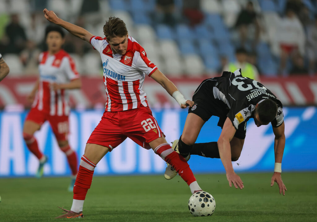 „BOLJA SMO EKIPA OD PARTIZANA I TO SMO POKAZALI“: Kostov bez ustručavanja nakon pobede u derbiju!